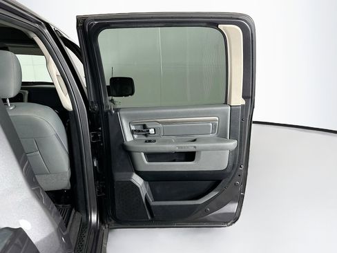 Used 2017 RAM 1500 Big Horn AWD/4WD image 29