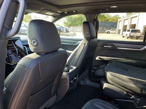 New 2026 GMC Acadia Elevation w/ Elevation Premium Package image 10