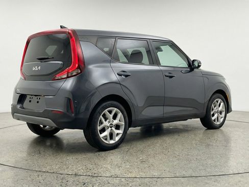 Used 2025 Kia Soul LX w/ LX Technology Package image 9