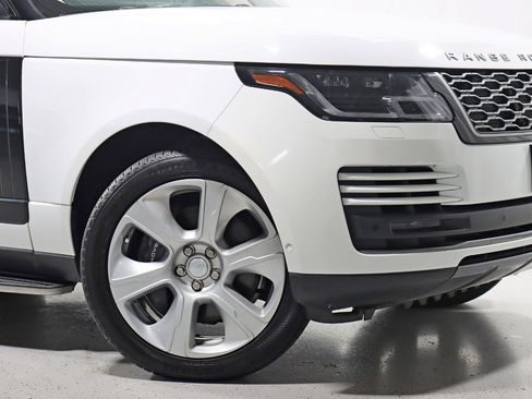 Used 2018 Land Rover Range Rover Supercharged image 5