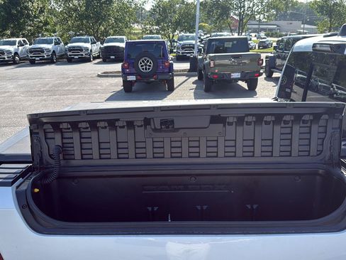 Used 2025 RAM 1500 Tungsten w/ Towing Technology Group AWD/4WD image 13