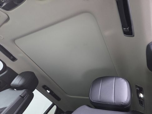 Used 2023 Land Rover Range Rover Long Wheelbase SE AWD/4WD image 21