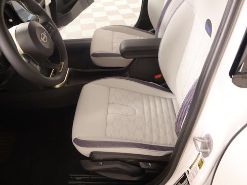 New 2026 MINI Cooper 4-Door Hardtop FWD image 10