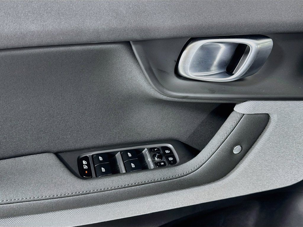 Used 2024 Polestar Polestar 2 AWD/4WD image 16