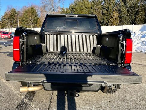 Used 2024 Toyota Tacoma SR5 image 32