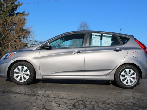 Used 2017 Hyundai Accent SE image 55