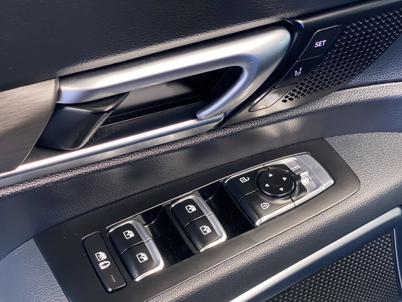 Certified 2024 Kia Telluride SX X-Line AWD/4WD image 18