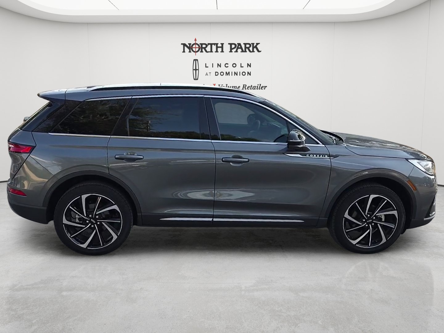 New 2025 Lincoln Corsair Reserve AWD/4WD image 6