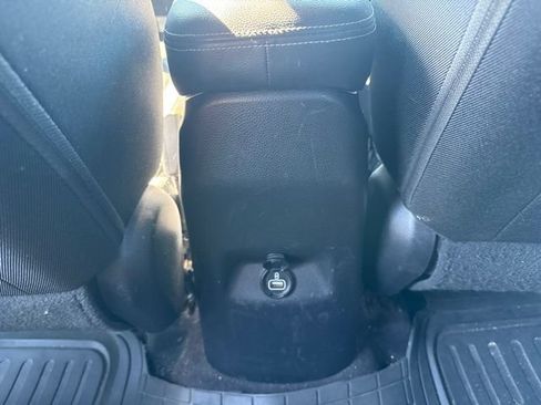 Used 2018 Kia Soul + w/ Audio Package FWD image 17