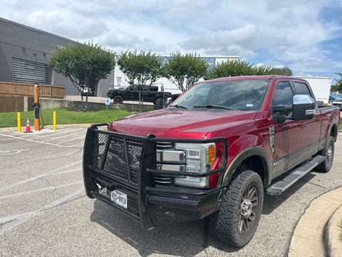 Used 2017 Ford F350 Lariat w/ Lariat Ultimate Package AWD/4WD image 6