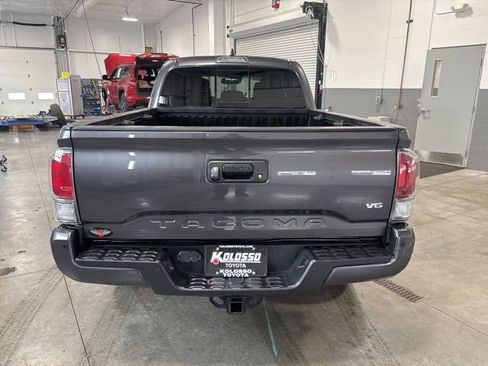 Used 2023 Toyota Tacoma TRD Sport image 5