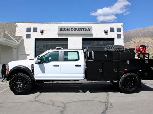 Used 2024 Ford F550 4x4 Crew Cab Super Duty image 5