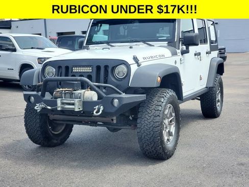 Used 2017 Jeep Wrangler Unlimited Rubicon w/ Cold Weather Group AWD/4WD image 2