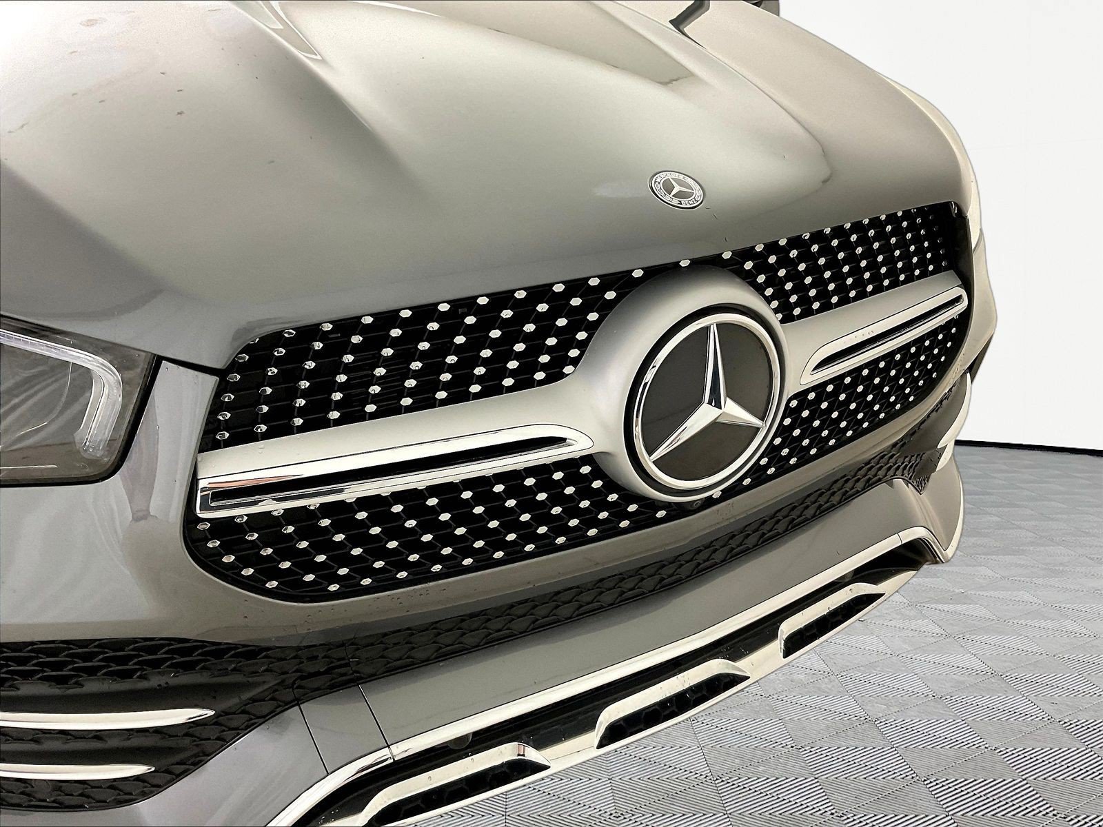 Certified 2023 Mercedes-Benz GLE 350 4MATIC w/ AMG Line Exterior image 33