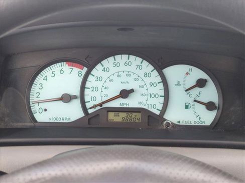 Used 2003 Toyota Corolla LE image 11