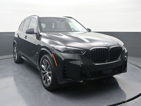 New 2026 BMW X5 xDrive50e w/ Executive Package AWD/4WD image 2