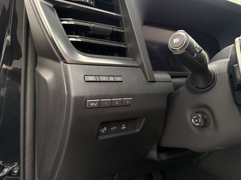 Used 2026 Lexus GX 550 w/ Accessory Package (ZB) AWD/4WD image 41