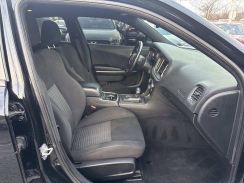 Used 2019 Dodge Charger R/T image 10