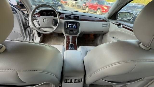 Used 2007 Buick Lucerne CXL w/ Luxury Package FWD image 16