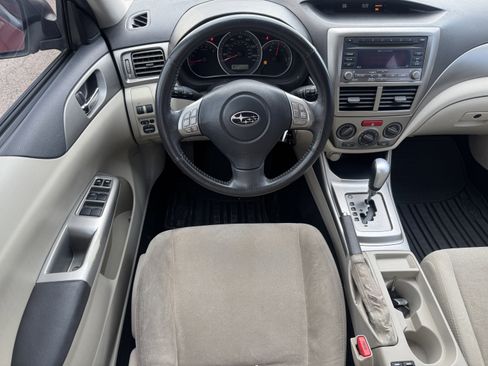 Used 2010 Subaru Impreza 2.5i Premium image 16