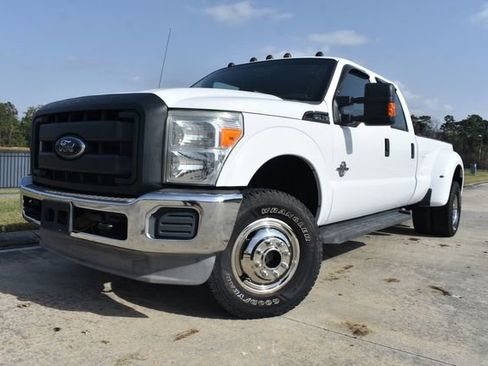 Used 2012 Ford F350 XL w/ PWR Equipment Group image 5