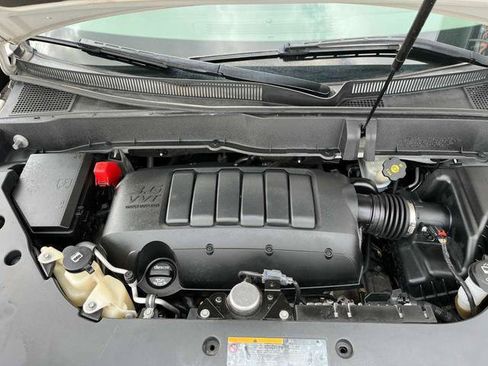 Used 2014 Chevrolet Traverse LT FWD image 34