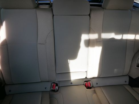 Used 2021 Subaru Outback Premium image 13