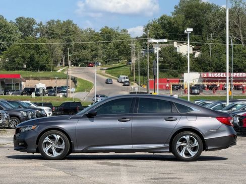 Used 2020 Honda Accord EX image 4