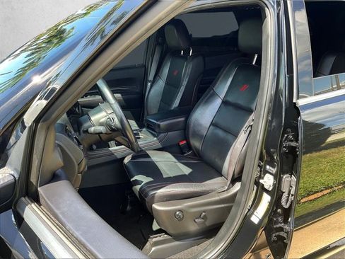 Used 2024 Dodge Durango GT RWD image 26