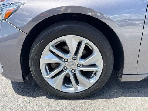 Used 2019 Honda Accord LX image 4