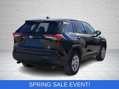 Used 2024 Toyota RAV4 LE image 4