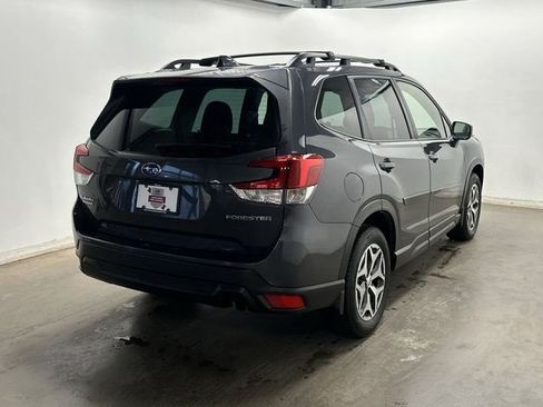 Certified 2023 Subaru Forester Premium image 33