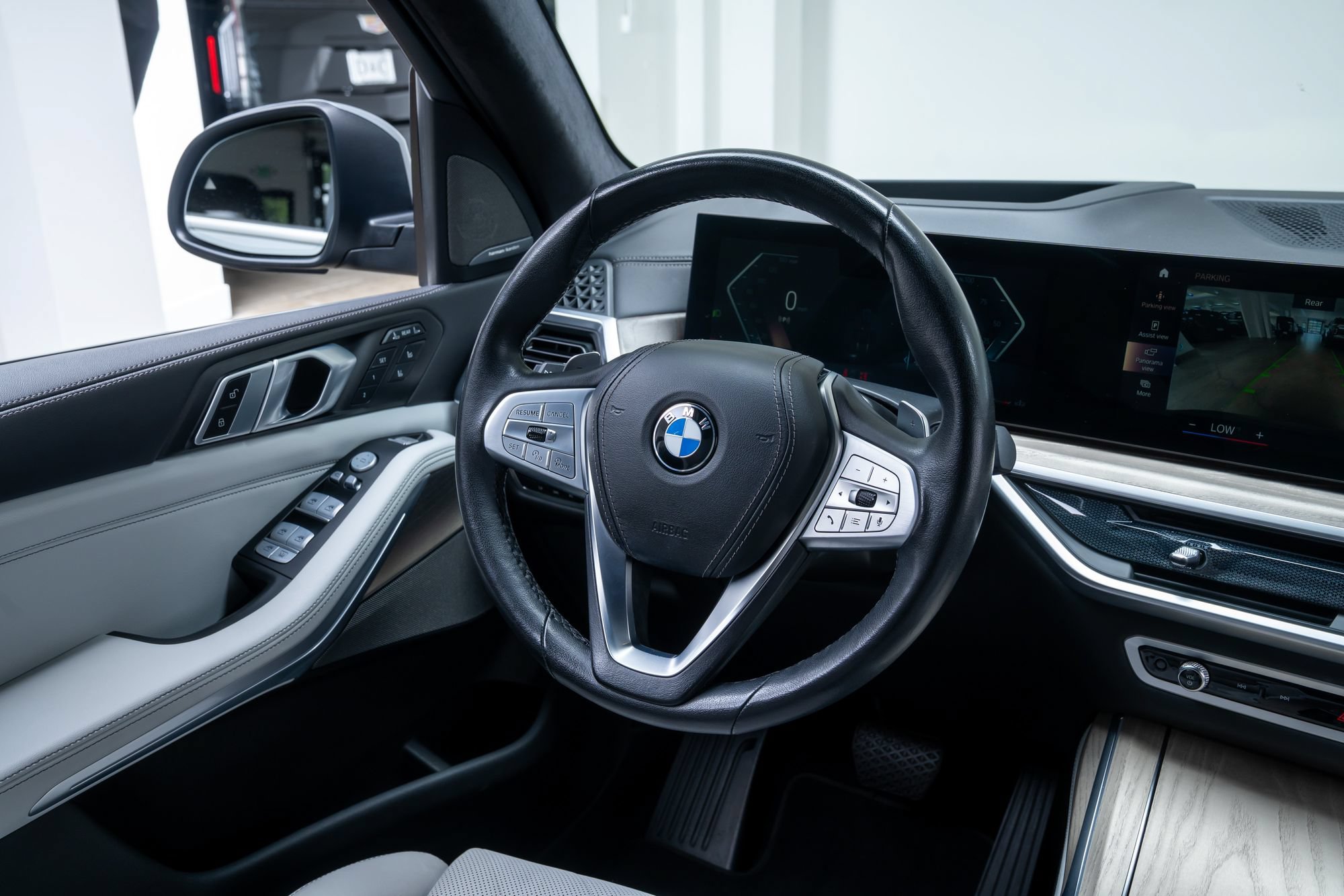 Used 2023 BMW X7 xDrive40i w/ Executive Package AWD/4WD image 10