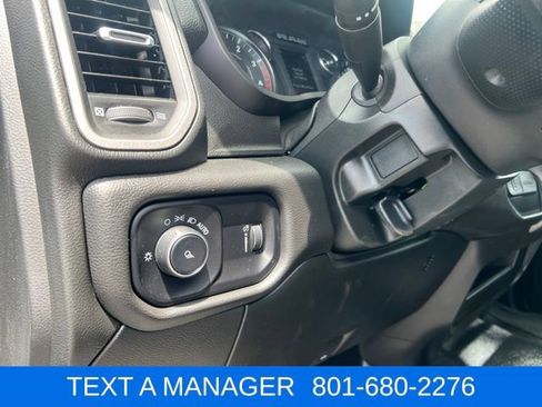 Used 2024 RAM 3500 Tradesman w/ Chrome Appearance Group AWD/4WD image 17