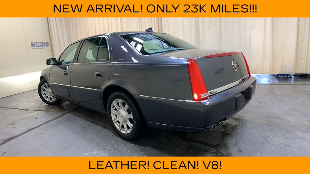 Used 2011 Cadillac DTS FWD image 5