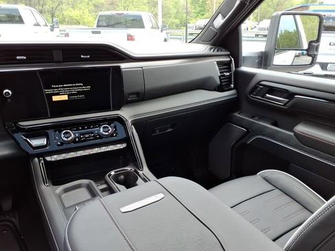 New 2026 GMC Sierra 2500 AT4X AWD/4WD image 26