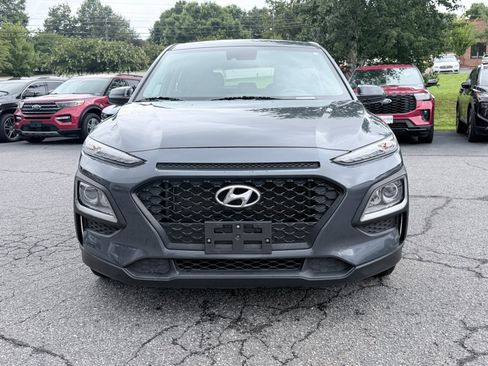 Used 2021 Hyundai Kona SE FWD image 3