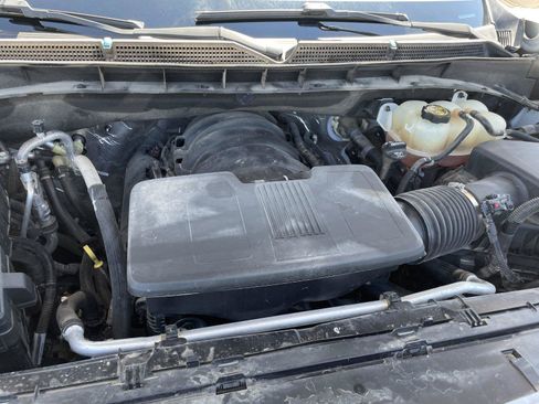 Used 2022 GMC Yukon SLE RWD image 32