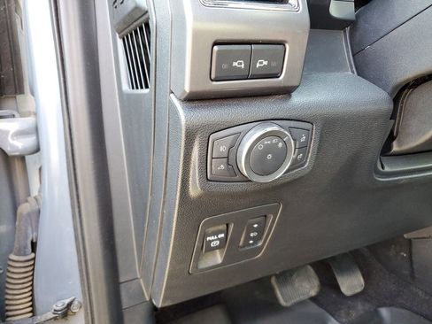 Used 2019 Ford F150 XLT w/ Equipment Group 302A Luxury AWD/4WD image 17
