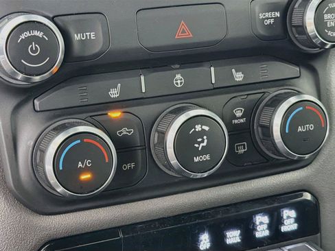 Used 2021 RAM 1500 Big Horn AWD/4WD image 24