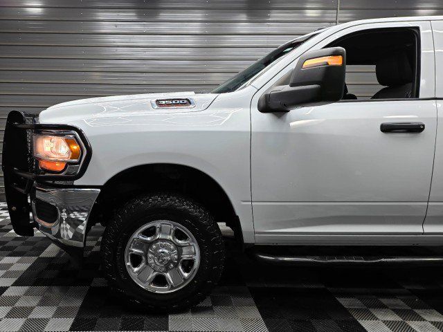 Used 2024 RAM 3500 Tradesman w/ Chrome Appearance Group AWD/4WD image 41