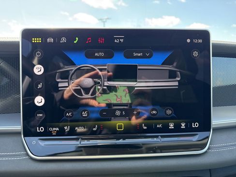 New 2026 Volkswagen Tiguan SE AWD/4WD image 19