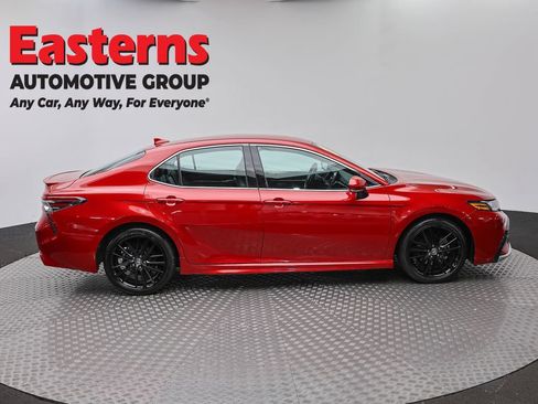 Used 2023 Toyota Camry XSE FWD image 4