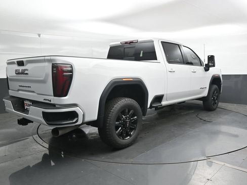 Used 2025 GMC Sierra 3500 AT4 AWD/4WD image 4