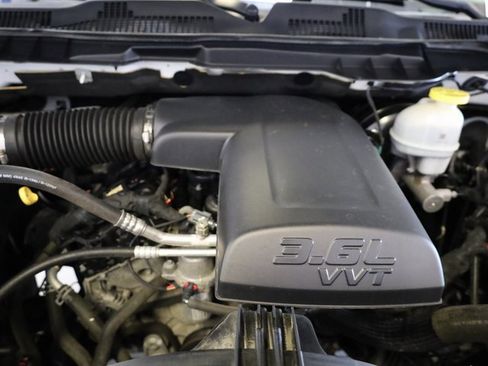 Used 2023 RAM 1500 Classic SLT w/ Trailer & Traction Group image 31