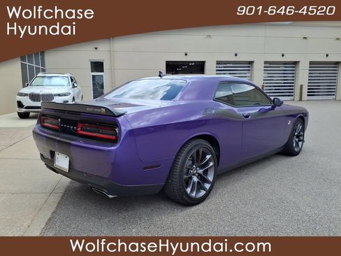 Used 2023 Dodge Challenger R/T Scat Pack RWD image 5