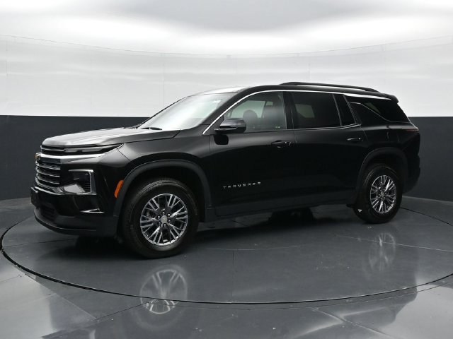 Used 2025 Chevrolet Traverse LT AWD/4WD image 6
