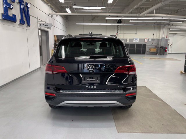Used 2023 Volkswagen Taos S w/ Driver Assistance Package AWD/4WD image 3