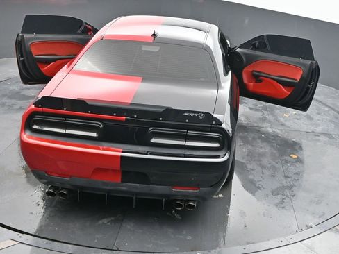 Used 2016 Dodge Challenger SRT Hellcat image 85