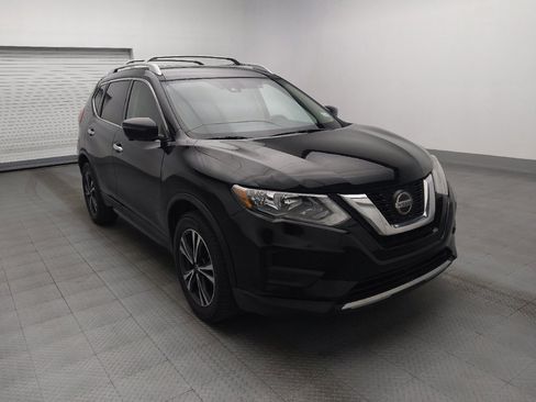 Used 2020 Nissan Rogue SV w/ Premium Package FWD image 13